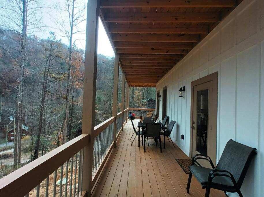 The Grand Tennessean Cabin- Four Bedroom Luxury Cabin In The Mountains Pigeon Forge Luaran gambar