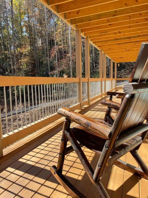 The Grand Tennessean Cabin- Four Bedroom Luxury Cabin In The Mountains Pigeon Forge Luaran gambar